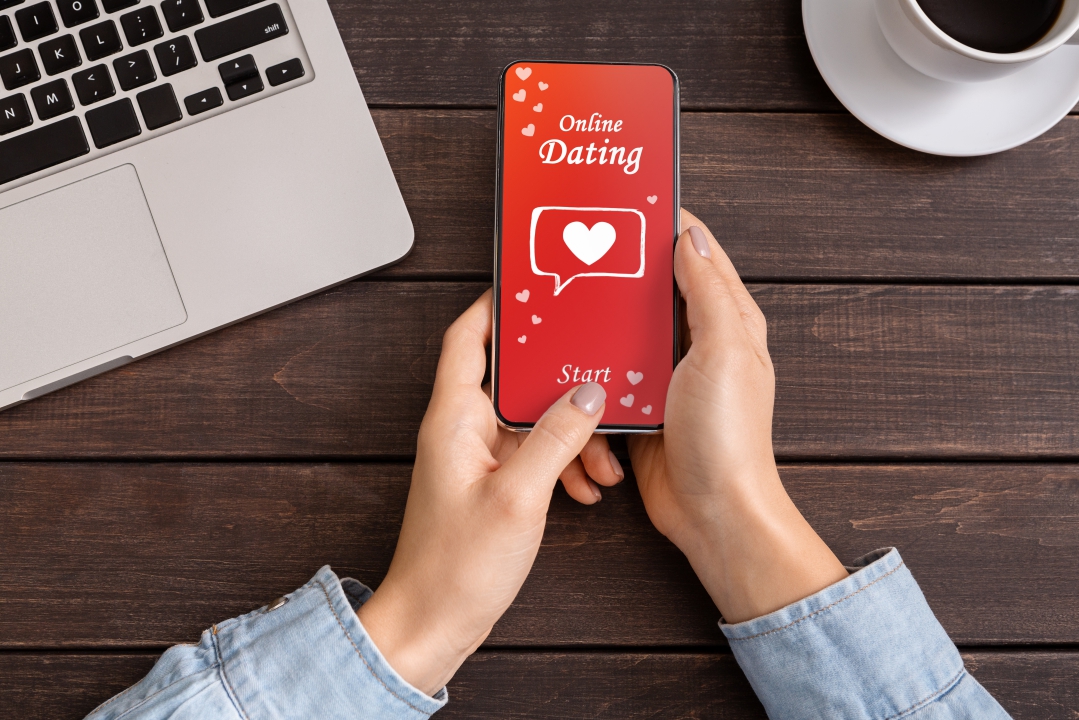 Online Dating in the Digital Age: The Modern Landscape